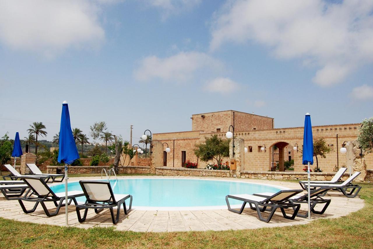 Masseria Galatea Agriturismo 阿莱萨诺 外观 照片