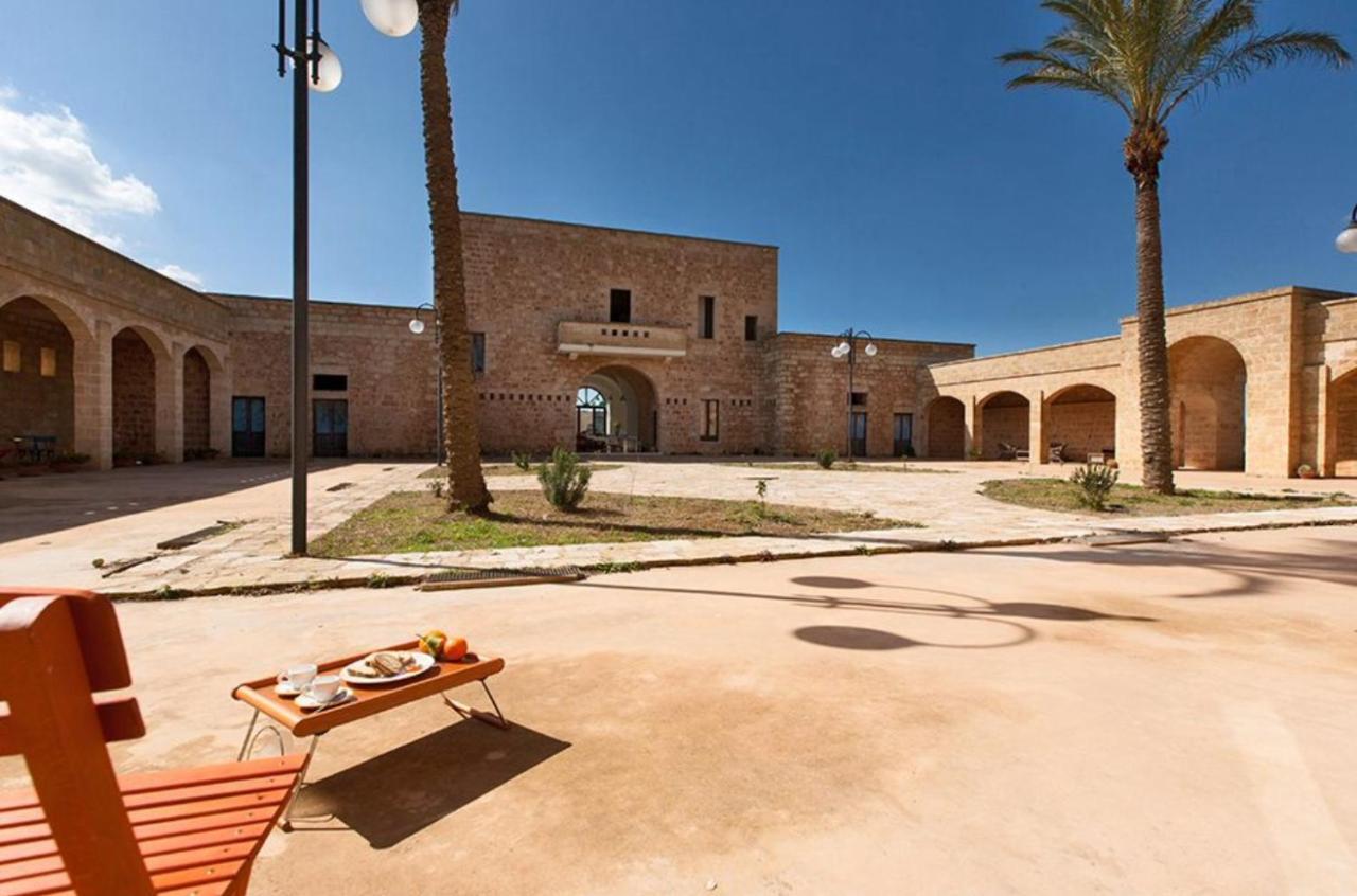 Masseria Galatea Agriturismo 阿莱萨诺 外观 照片